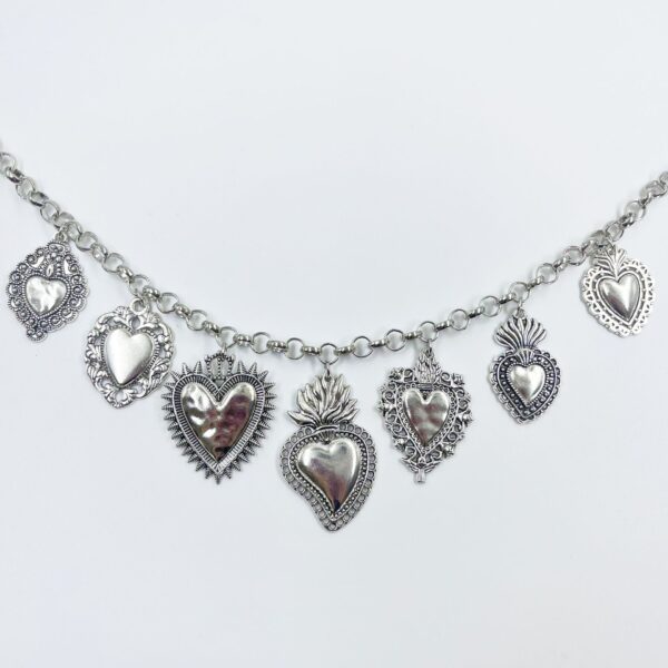 Vintage Religious Multiple Sacred Heart Pendant Necklace Hot Sale In Europe and America - Image 2